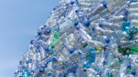  Breaking the 7.7 Billion Plastic Water Bottle Habit: How Home Water Filtration Can Make a Difference