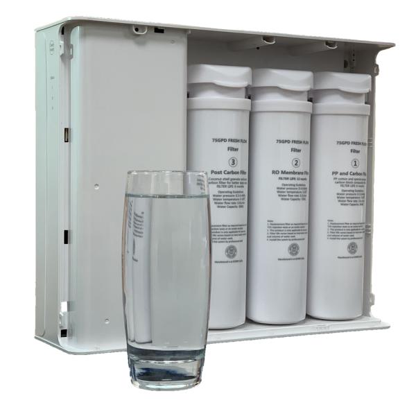 Compact 75 drinking water filter and purifier